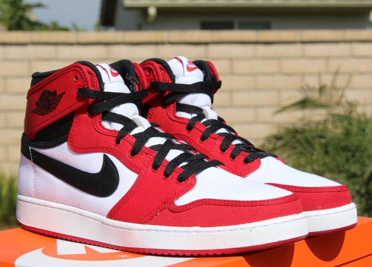 Air Jordan 1 Retro Ko High Bulls 18