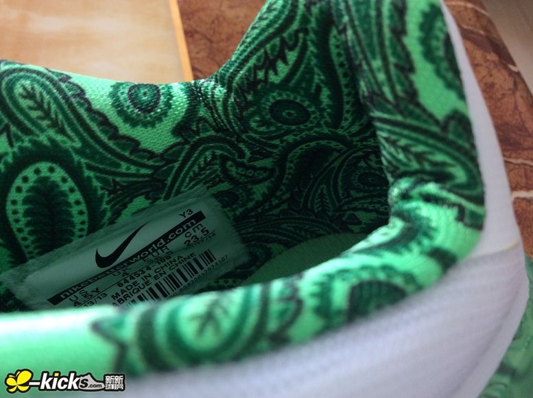 Comparing Lebron 10 Lebron 11 Low 16