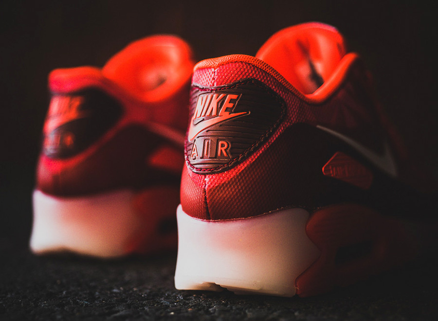 Nike Air Max 90 Ice Laser Crimson 01