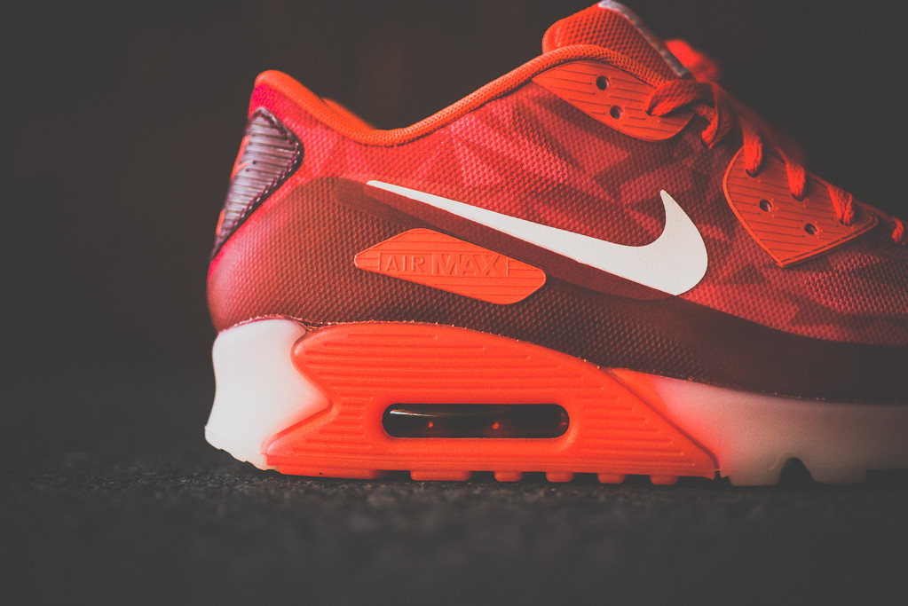 Nike Air Max 90 Ice Laser Crimson 03