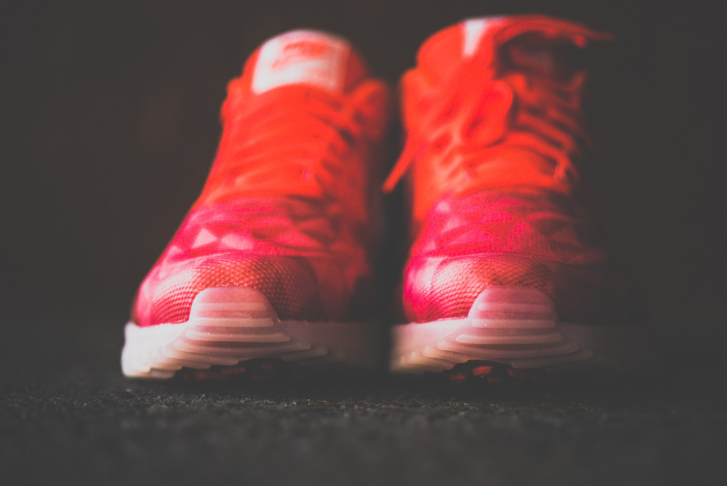 Nike Air Max 90 Ice Laser Crimson 05