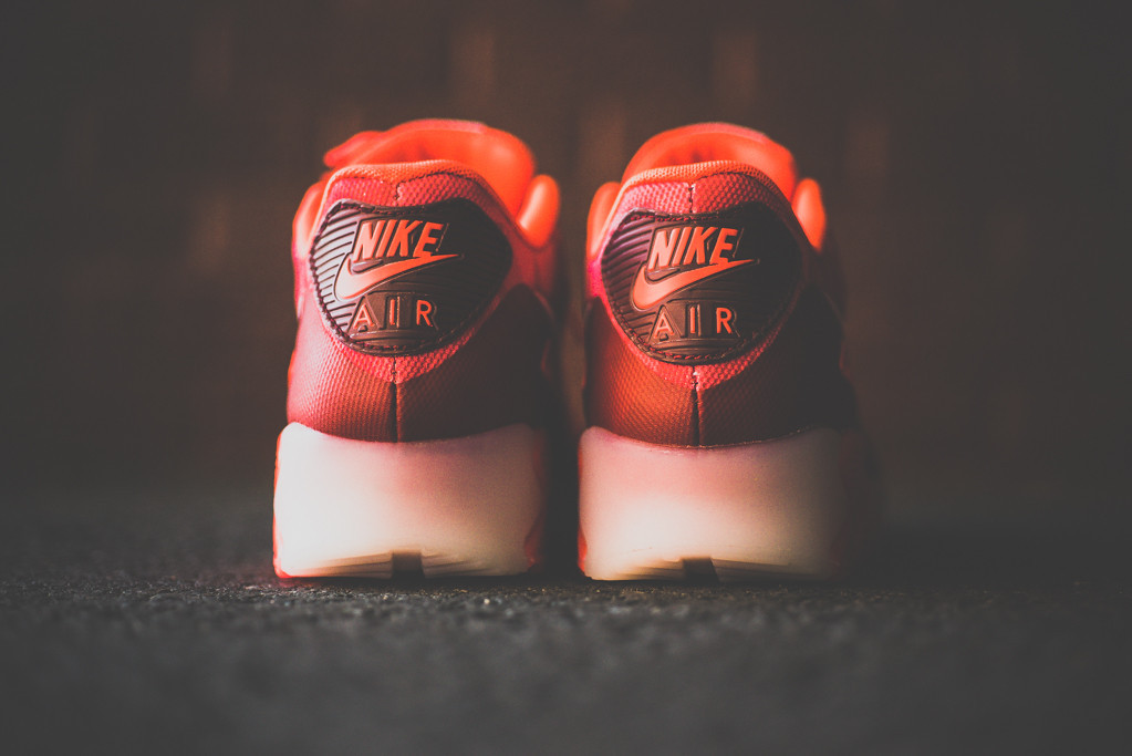 Nike Air Max 90 Ice Laser Crimson 06