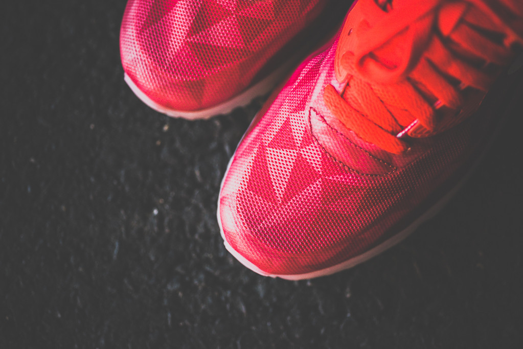 Nike Air Max 90 Ice Laser Crimson 07