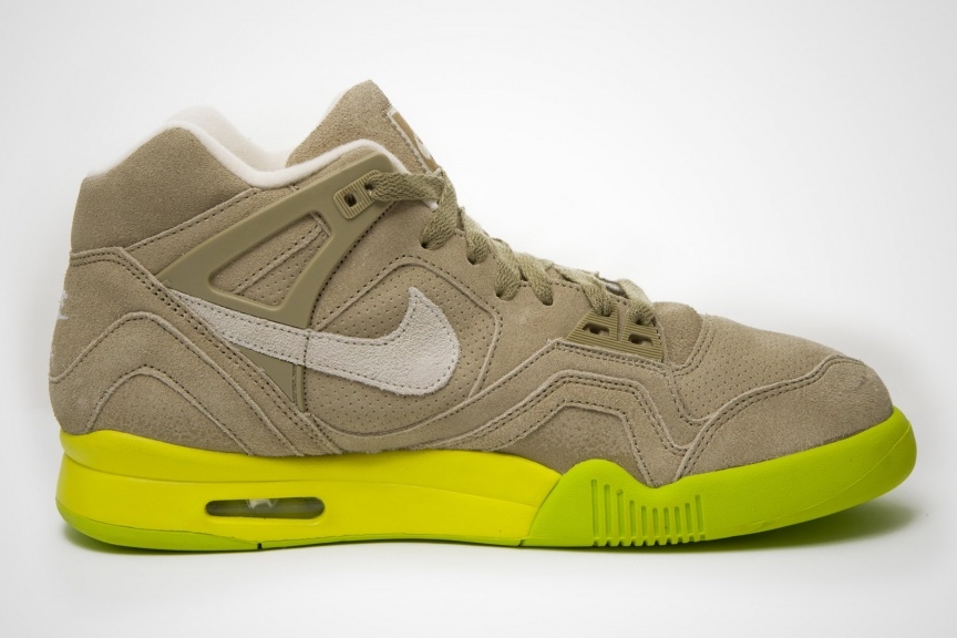 Nike Air Tech Challenge 2 Bamboo 02