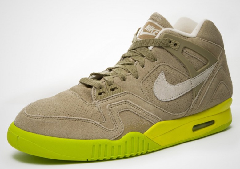 Nike Air Tech Challenge II “Bamboo”