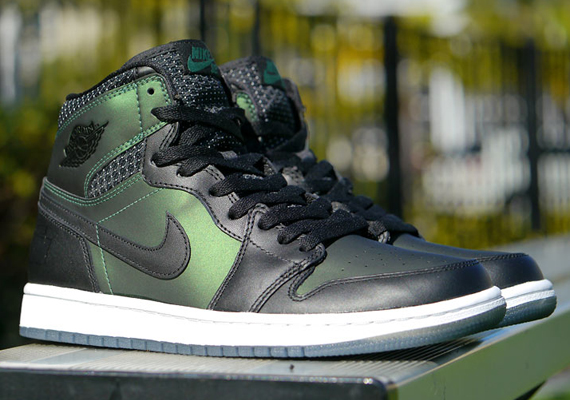 Nike Sb Air Jordan 1 Release Reminder 01