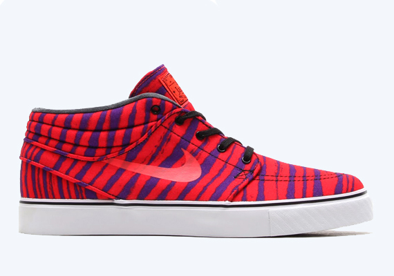 Nike SB Stefan Janoski Mid "Tiger Stripe"