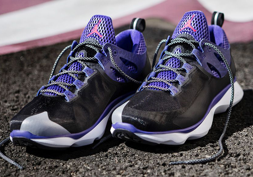 Jordan Flight Runner Nikestore Release Info 01