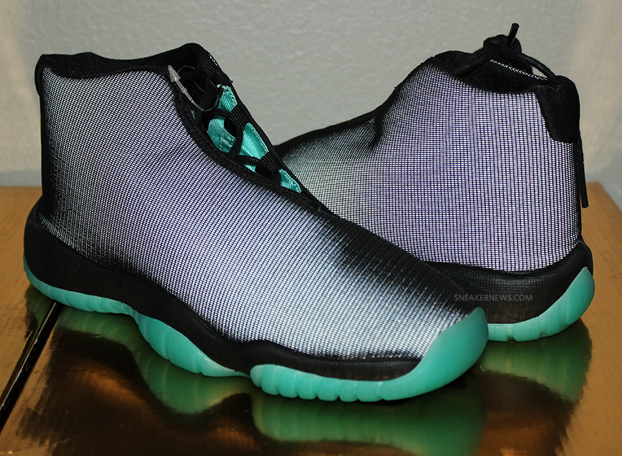 Jordan Future Gs Black Green Glow 5