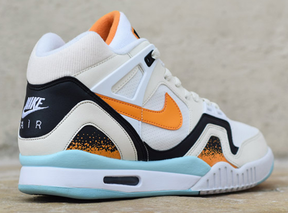 Nike Air Tech Challenge II “Kumquat” – Release Info