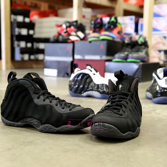 Nike Air Foamposite One Black Suede Sample 02
