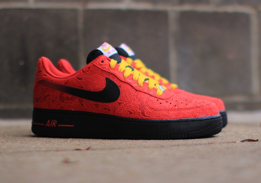 Nike Air Force 1 Low University Red Paisley 01