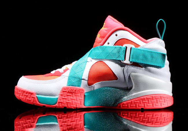 Nike Air Raid Atomic Mango Turbo Greenn 02