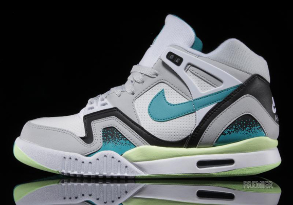 Nike Air Tech Challenge 2 Turbo Green Available 1
