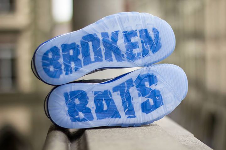 Nike Air Trainer Sc High Broken Bats Release Date 01