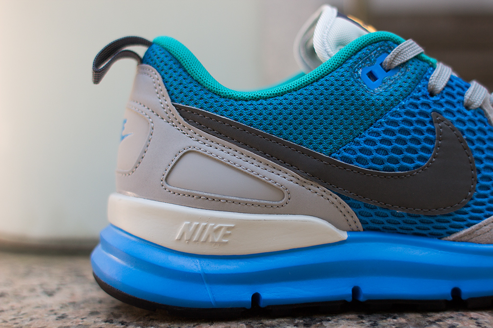 Nike Lunar Pegasus 89 Wolf Grey Photo Blue Turbo Green 03