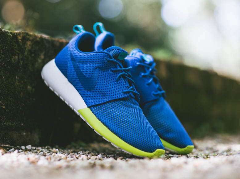 Nike Roshe Run Military Blue Available 01