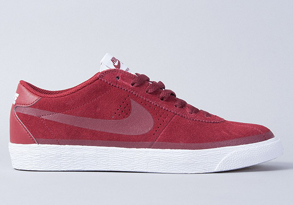 Nike SB Bruin SE "Team Red"