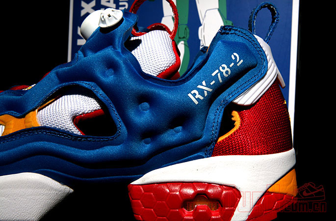 Reebok Insta Pump Fury Gundam Packaging 04