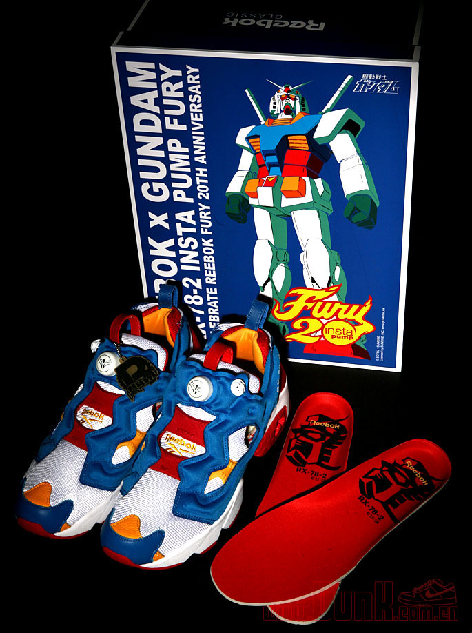 Reebok Insta Pump Fury Gundam Packaging 07