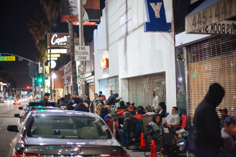 Supreme Foamposite Camp Out Line La 7