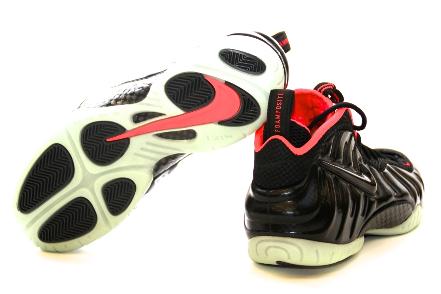 Yeezy Foam Pros 4