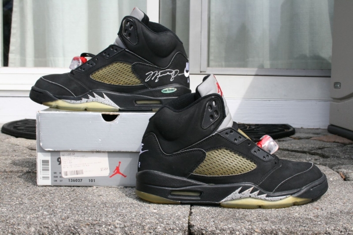 Air Jordan 5 Black Metallic Signed 07