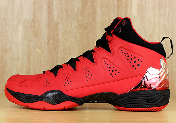 Jordan Melo M10 "Fire Red"