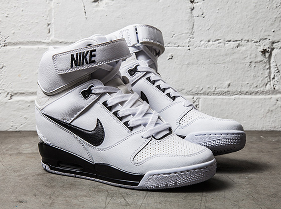 Nike Air Revolution Sky Hi White Black 02