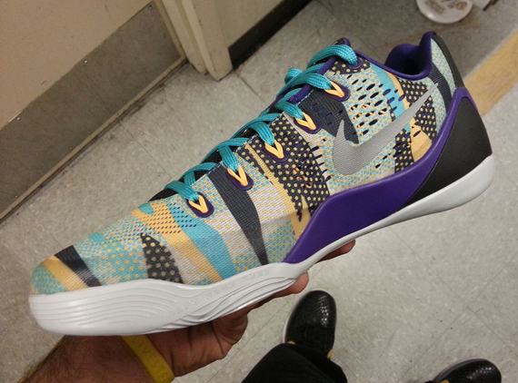 Nike Kobe 9 Em Unleashed Court Purple Atomic Mango 3