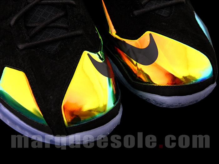 Nike Lebron Xi Ext Kings Crown 01