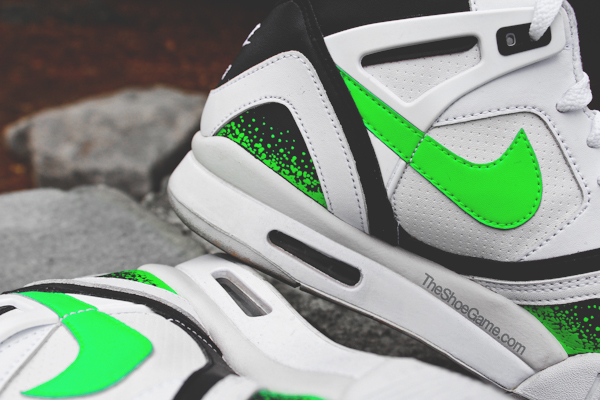 Nike Tech Challenge Ii Poison Green 01