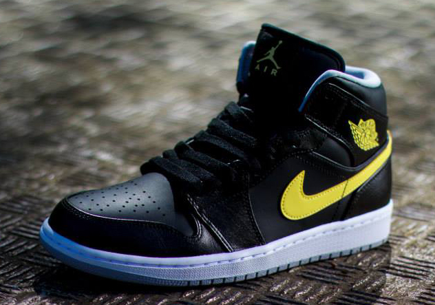 Air Jordan 1 Mid Black Vibrant Yellow 02