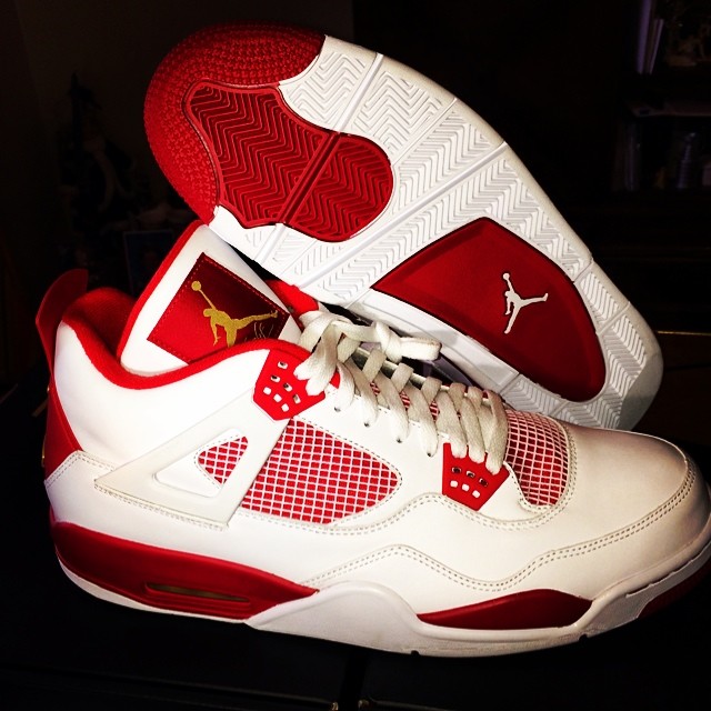 Air Jordan 4 White Red Carmelo Anthony 01