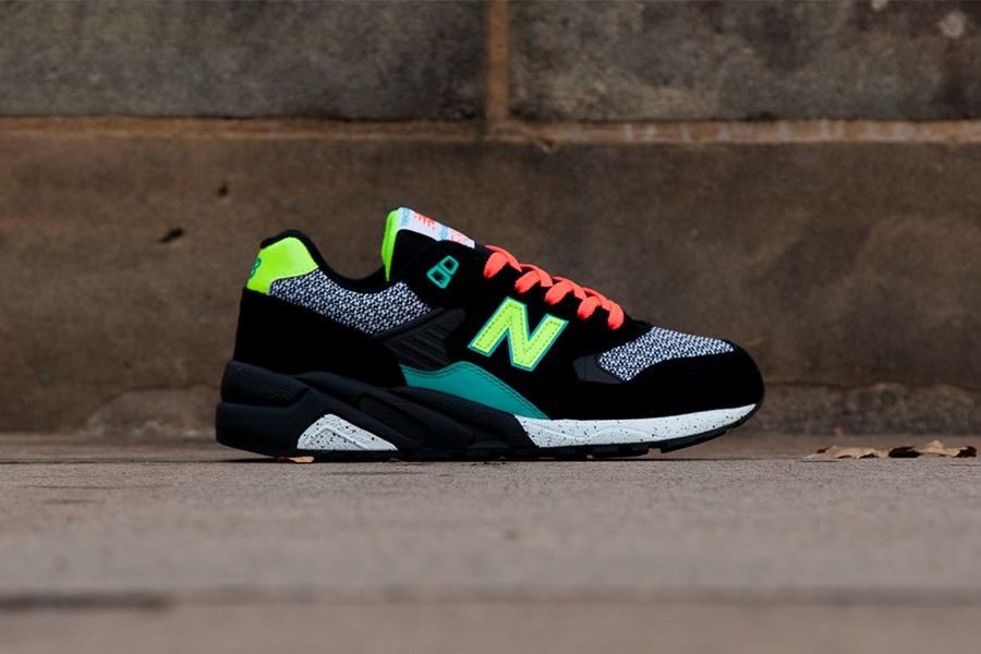 New Balance Mt580 Woven 01