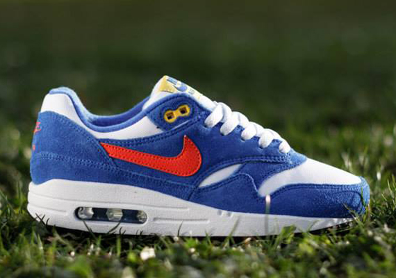 Nike Air Max 1 GS – Team Orange – Hyper Cobalt