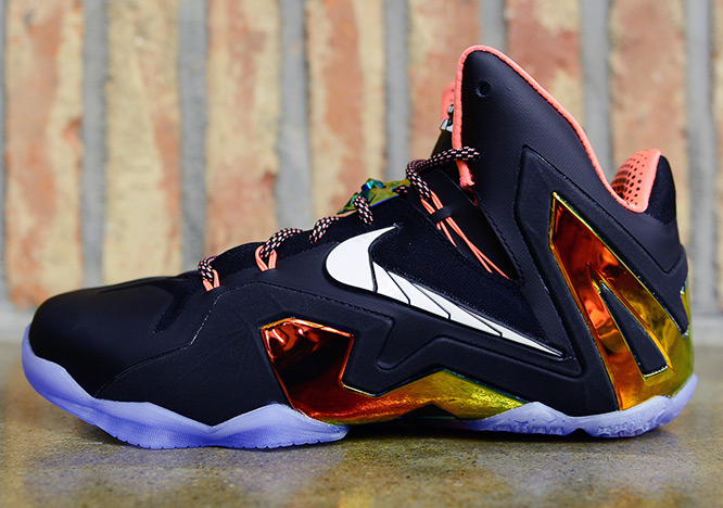 Nike Basketball Elite Gold Collection 01