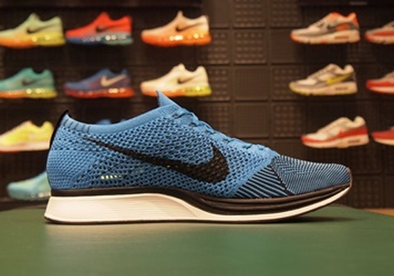 Nike Flyknit Racer Blue Black White 02