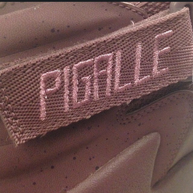Pigalle Nike Air Raid 01