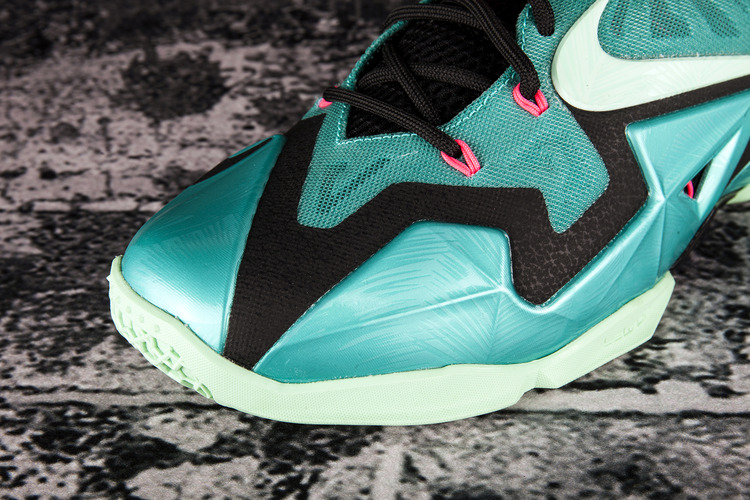 South Beach Lebrons 03
