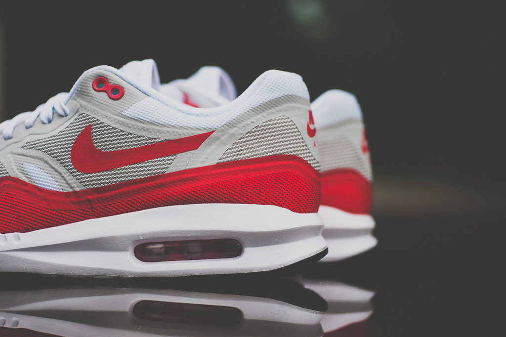Sport Red Nike Lunar Max 1 04