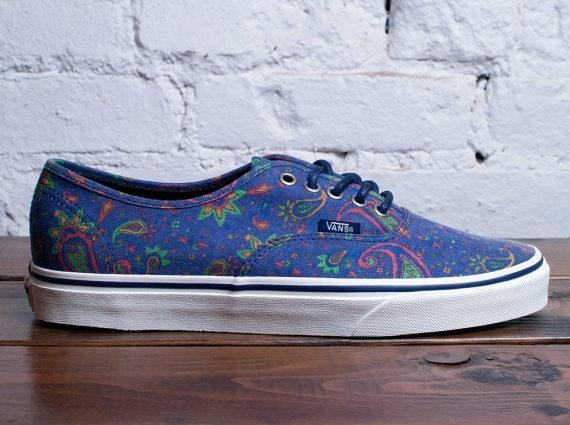 Vans Authentic Tribe Paisley 1