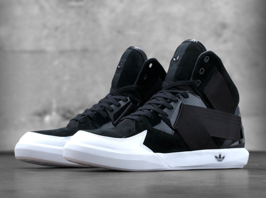 Adidas Originals C 10 01