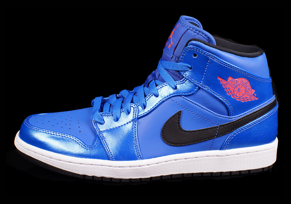 Air Jordan 1 Mid Sport Blue Infrared