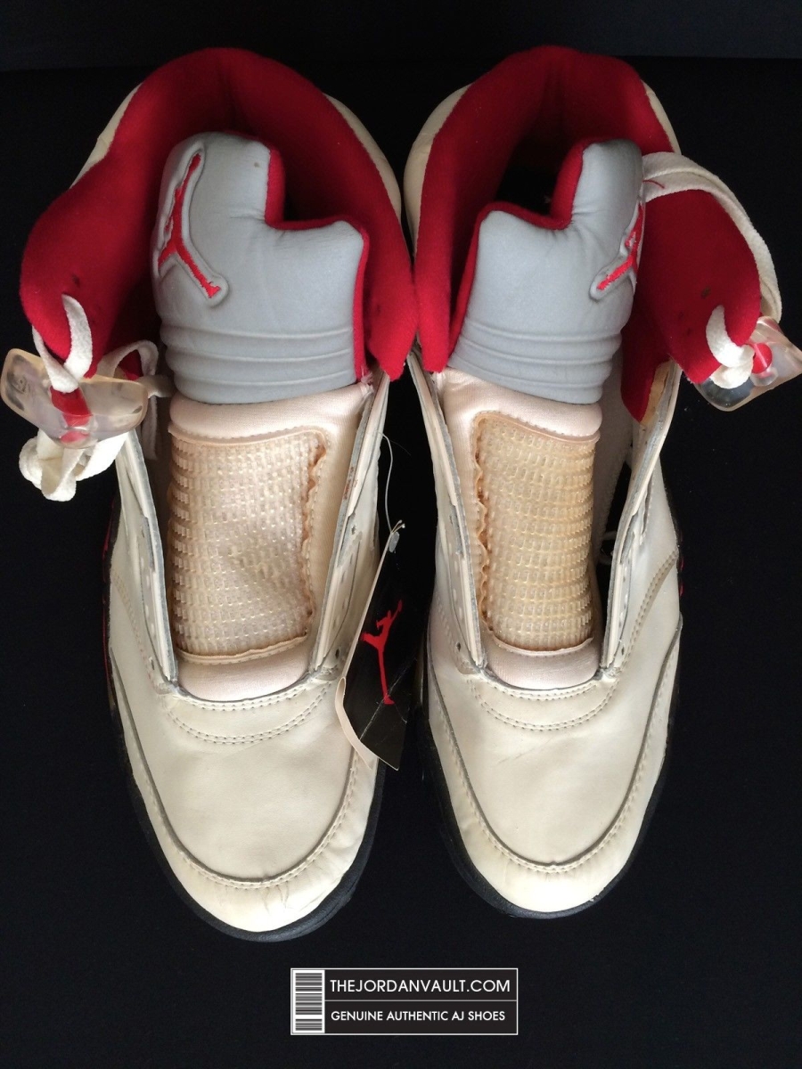 Air Jrodan 5 White Fire Red Michael Jordan Original 09