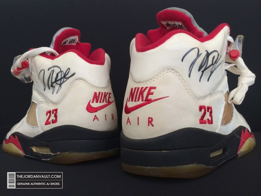 Air Jrodan 5 White Fire Red Michael Jordan Original 12