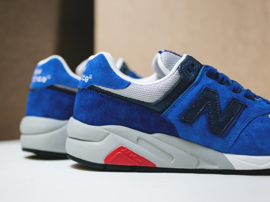 New Balance 572 Blue Suede 02