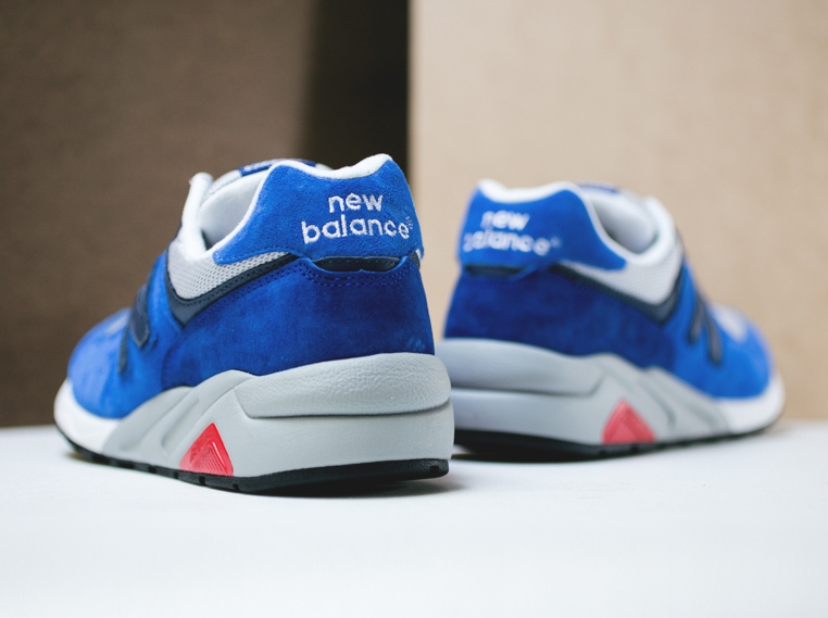 New Balance 572 Blue Suede 03