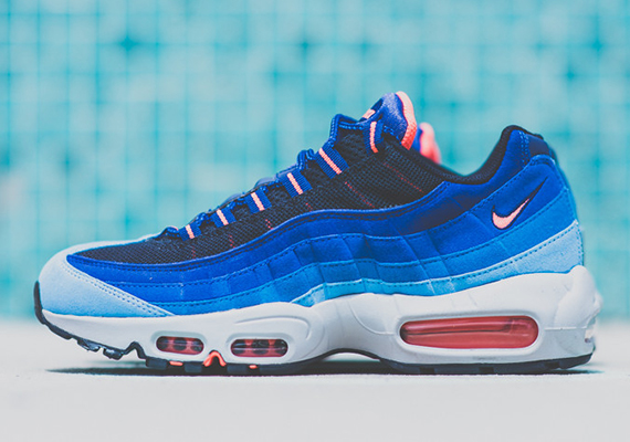 Nike Air Max 95 - Blue Fade - Bright Mango