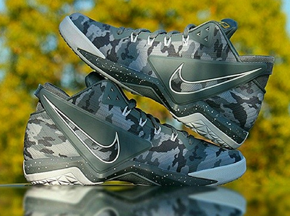 Nike Zoom Field General “Grey Camo”